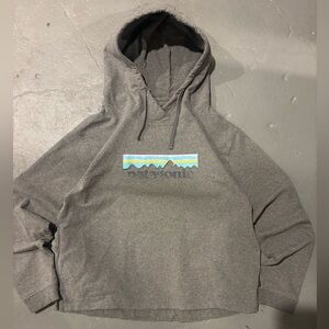 Patagonia Uprisal Hoody Hoodie‎ Kids Size XL. Fits Womens Medium